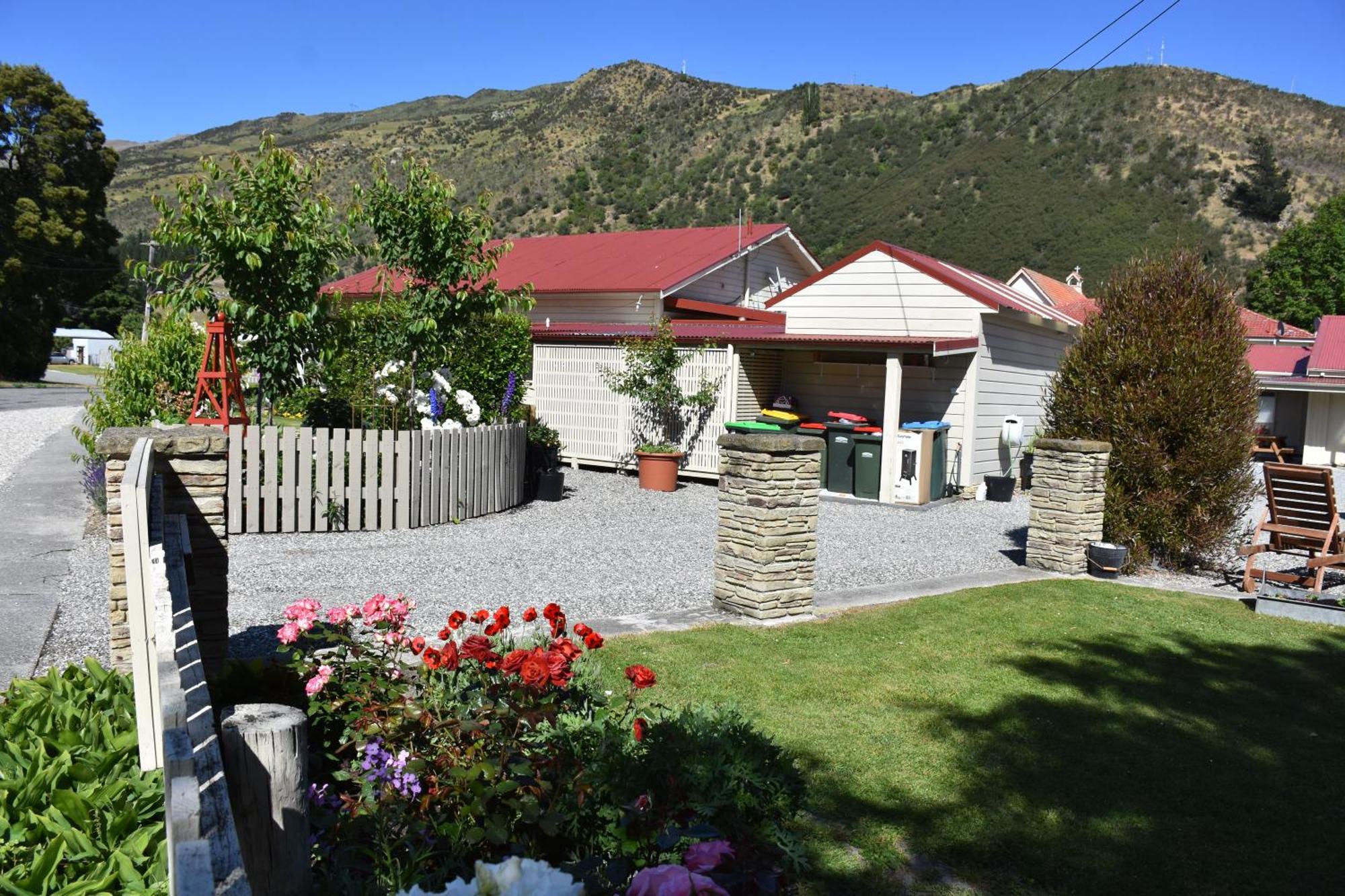 Roxburgh Motels Exterior photo